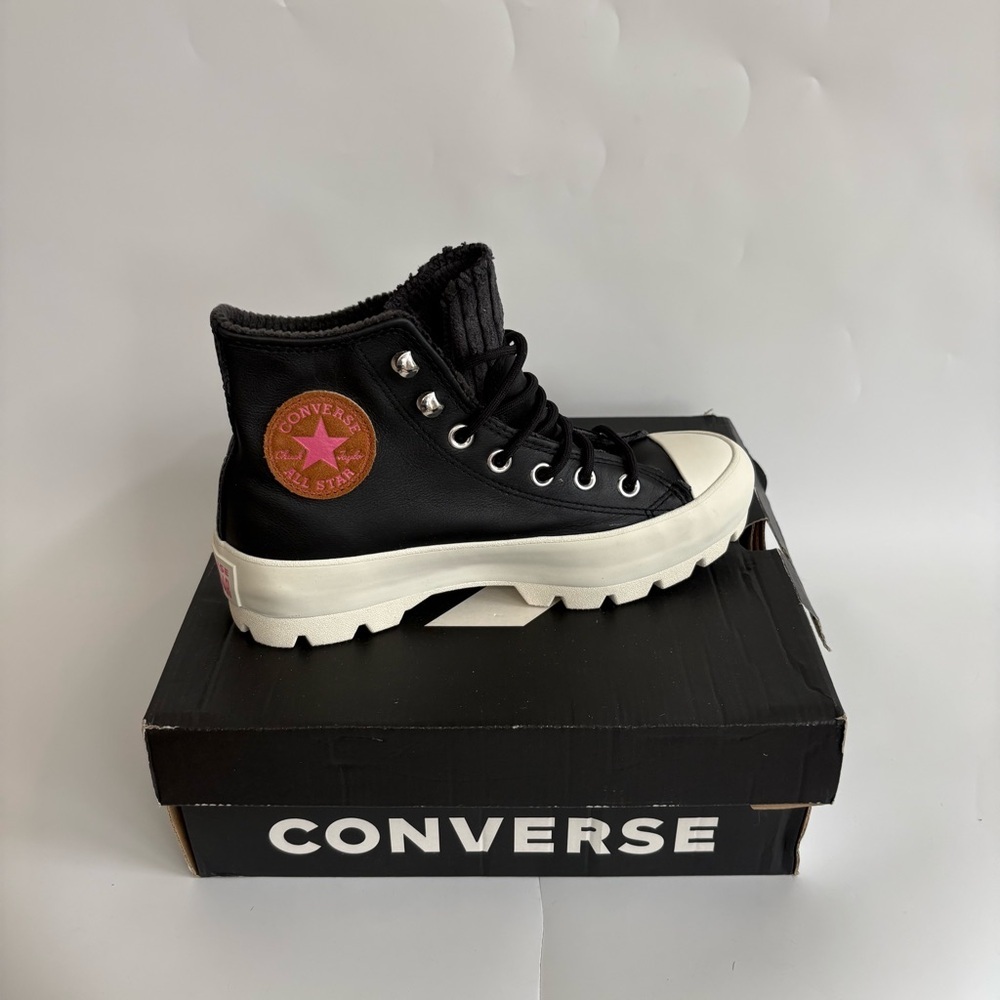 Converse Women's Chuck Taylor All Star Lugged Winter Gore-Tex High-Top Sneakers